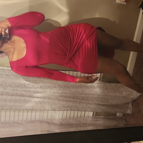 ❤️ Bodycon Red Dress - Picture 3 of 5